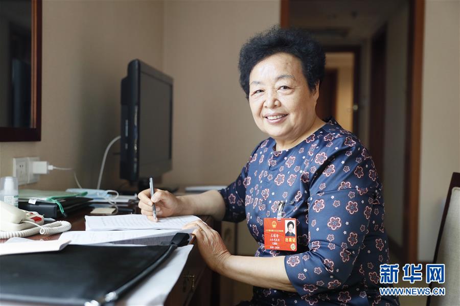 (新华全媒头条·两会特别报道·图文互动)(4)从取得决定性成就到夺取全面胜利——从全国两会看决战决胜脱贫攻坚