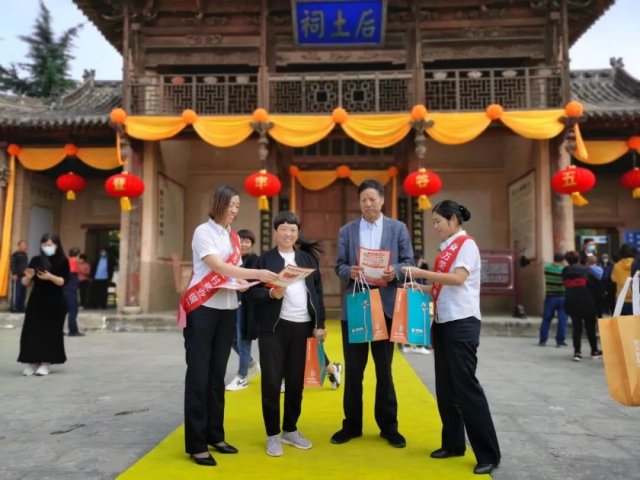 ���٣����������ϵ��� ���񡰲����ȡ�