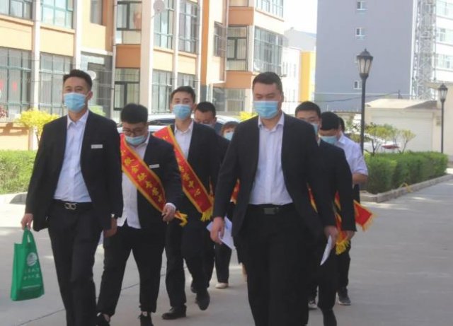 ������������ڷ������ݡ�����ҵ������Ч��