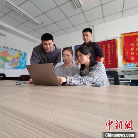 90���񾯴�������С˵���ù��½̶��߷�����թƭ