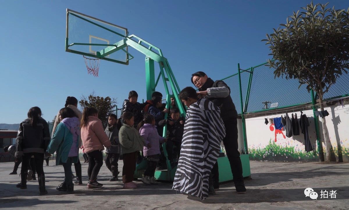 �� 2021��1�£�½��������Ϊѧ����������ÿ�»��������ѧ����һ�η���½����Ҫ��ѧ����ϴͷ�����ø���������