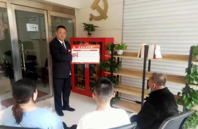 ����ũ�����У����뿪չ����ΪȺ�ڰ�ʵ�¡�ʵ���