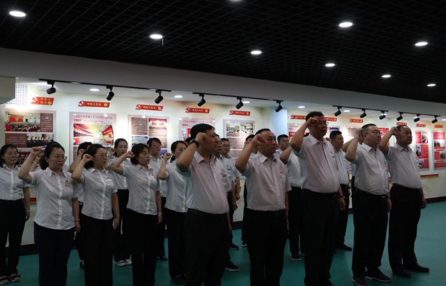 ����ũ������:�ι�ѧϰ������ ϲӭ����100����