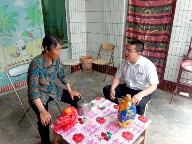 ����ũ��������Ӫ֧�У���չԱ���ҷ� ������֯����