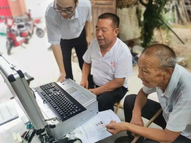 ����ũ�����У����п�������ͷ