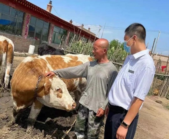 ɽ��ũ�����У���ֳ�����¸�· ������˲�ͣЪ