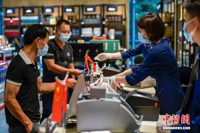 ����ͼ��������Ա���˿ͽ��ˡ� <a target='_blank'  data-cke-saved-href='http://www.chinanews.com/' href='http://www.chinanews.com/'>������</a>���� ���Ʒ� ��