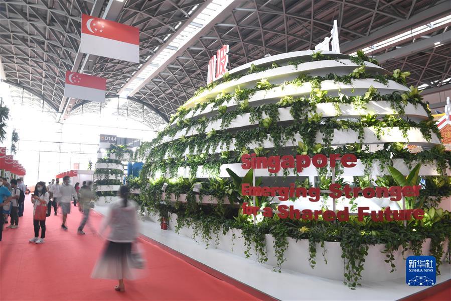 ���»�ȫýͷ����ͼ�Ļ�������10��ʮ����ļ�֤�����Ӷ����ῴ�й������˺���֮��