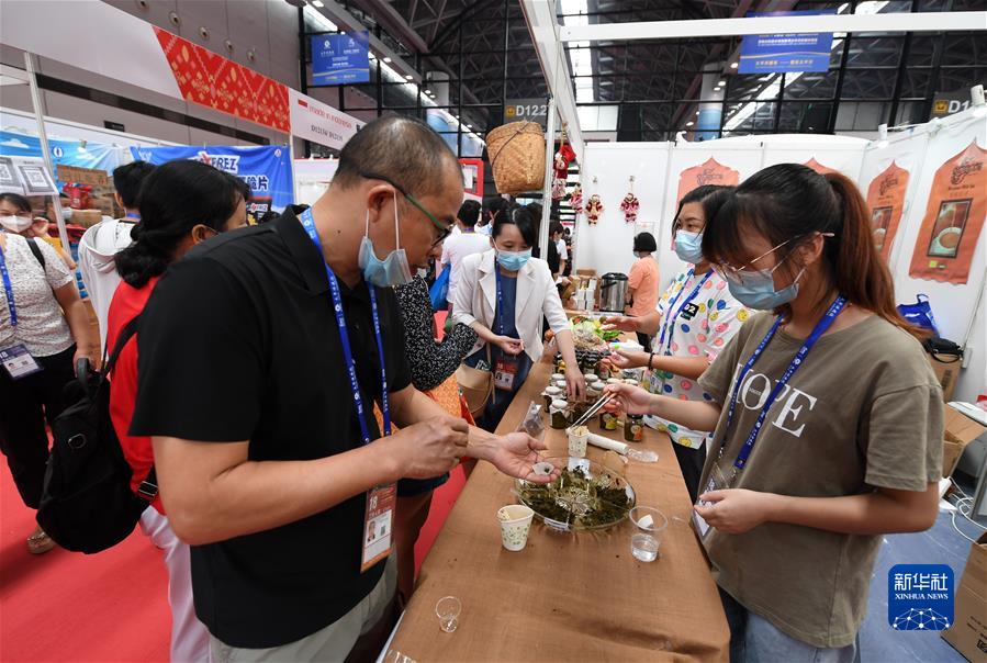 ���»�ȫýͷ����ͼ�Ļ�������13��ʮ����ļ�֤�����Ӷ����ῴ�й������˺���֮��