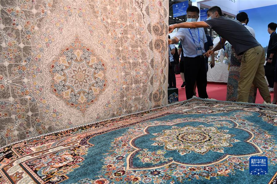 ���»�ȫýͷ����ͼ�Ļ�������15��ʮ����ļ�֤�����Ӷ����ῴ�й������˺���֮��