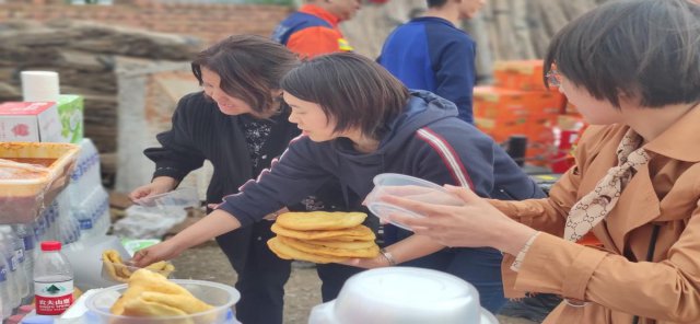 �������ȫ�������Ѵ���պ��ֺ��ؽ�