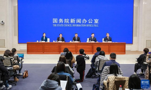 �ҹ���һ��ǿ������ˮ��Լ������������������Ⱦ����