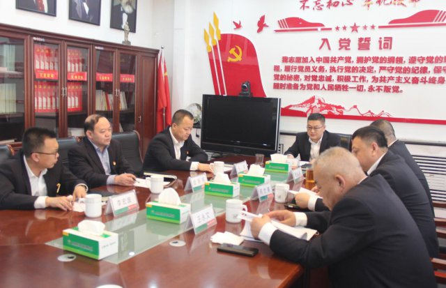 ɽ��ũ�����е�ί����ѧϰ������ר�� ѧϰʮ�Ž�����ȫ�ᾫ��