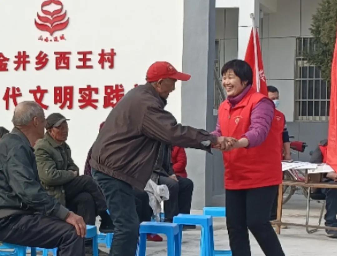 ��������о��Ϸ����߽��κ���������Ϊ�����װ���־Ը����