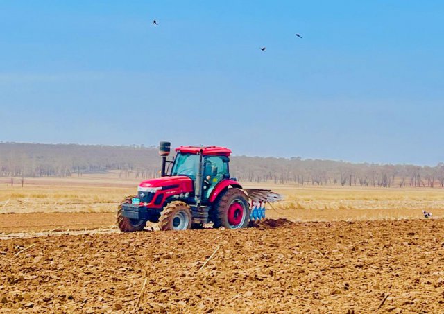 ɽ������ũ�����У��������ڼ�ʱ�� �����������æ