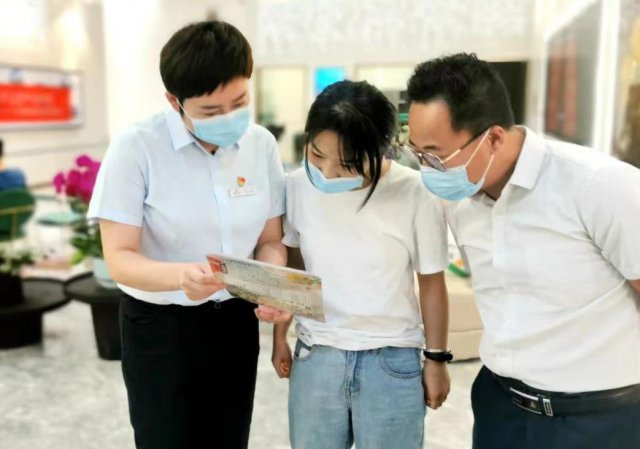 ɽ����ͬũ�����У� �����������ʻ�뷢չ���쳵����