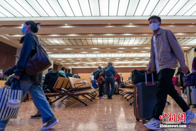 �°��꼴����ʼ��������������Щ�仯��