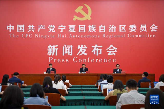 ���ģ����÷�չʵ�������Ŀ�Խ���ʵ�����