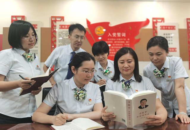 ɽ����ͬũ��������̩֧�е�֧���������̱�ǿ����ҵ��Ϊ�ȴ�һ��