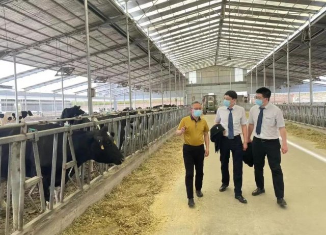 ɽ����ͬũ�����гɹ����ŵ�һ�ʻ����Ѻ����