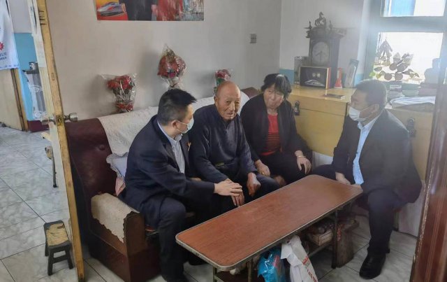 ɽ�����������繤�᣺��չ����ϵְ�� һ������ů���