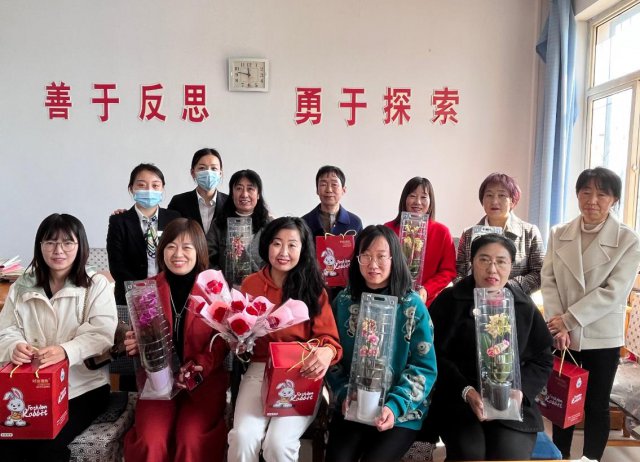 ɽ������ũ�����п�չ������Ů��� ũ��ů���С�����