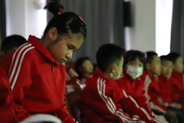 �ر�İ����ر���㡪���ؽ�ѧУ̽�ü�