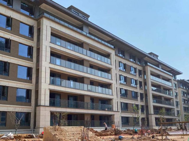 ���ز����߳��������Ż����ͷų���Щ�źţ�