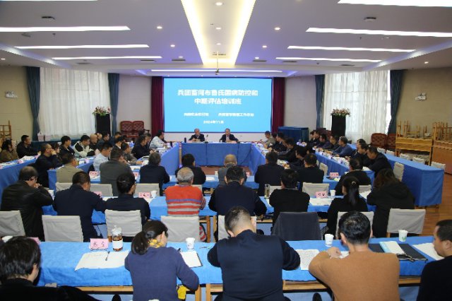 �½����žٰ���䲼³�Ͼ������غ�����������ѵ��