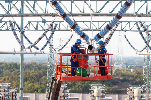 ���׳�������Ϯ����Դ��ҵ����������Σ�