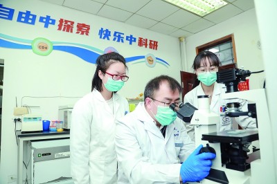 看,如何从教育大国迈向教育强国——关于我国高等教育现状的调研与思考