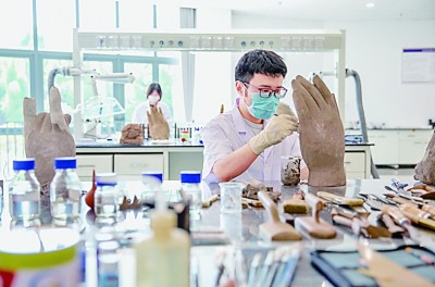 守护刻在崖壁上的文明——川渝石窟寺保护与传承现状调研
