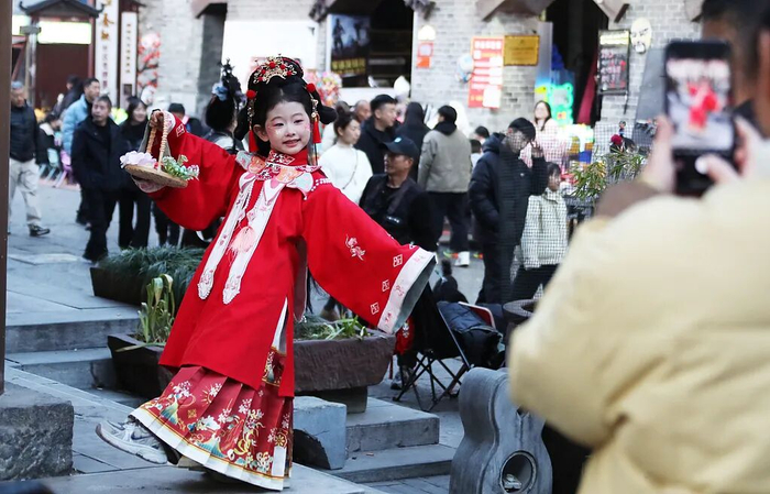 ������2�£������������ο��ڲ�κ�ų��������